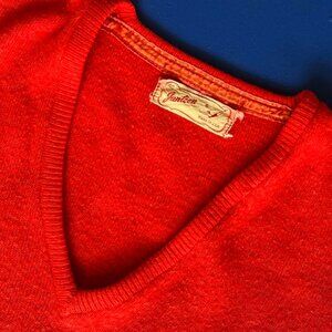 VINTAGE 50s CHERRY RED WOOL JENTZEN SWEATER⭐️😭